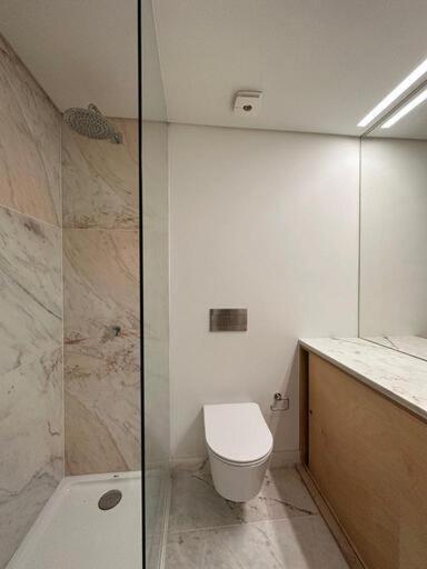 Central Bedroom In Shared House In Chiado - Historic Center Of Lissabon Buitenkant foto