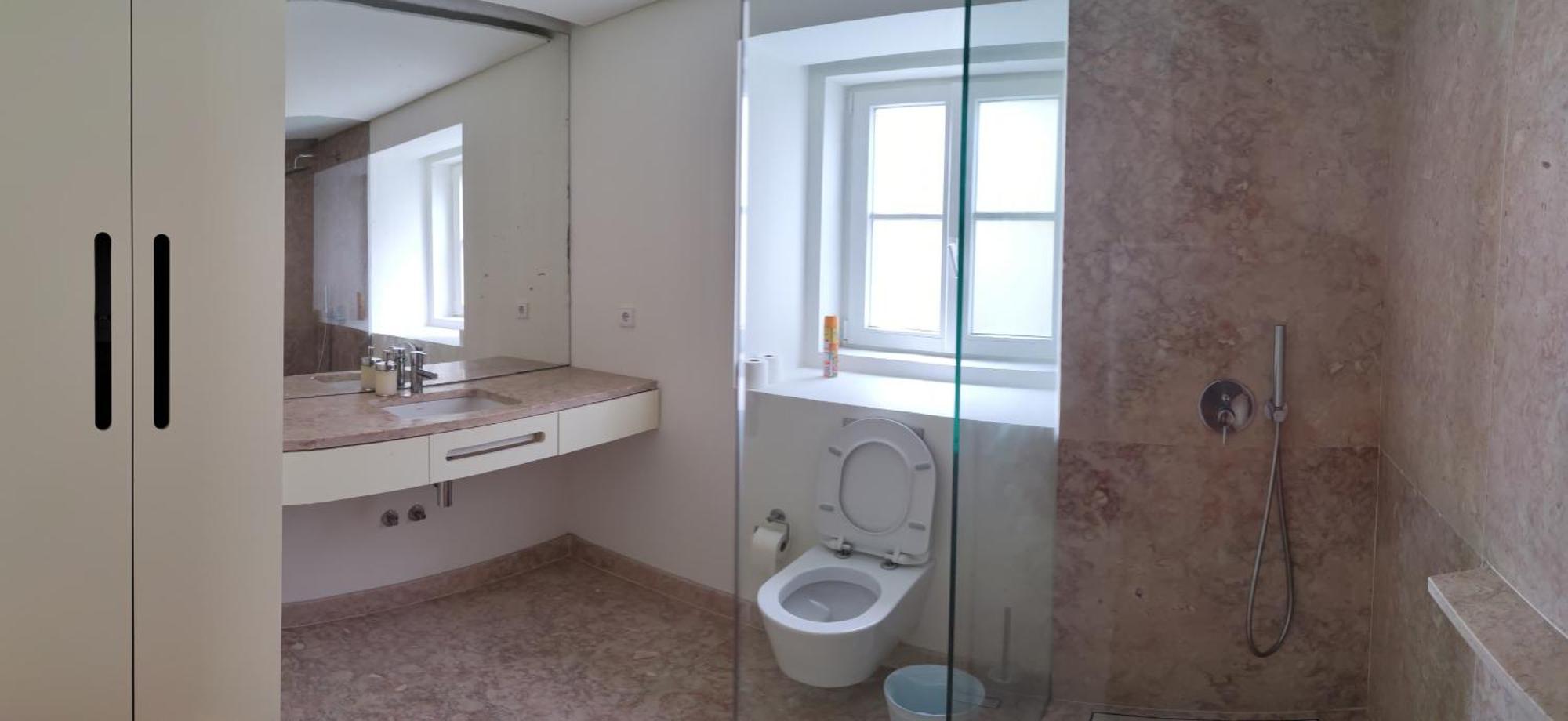 Central Bedroom In Shared House In Chiado - Historic Center Of Lissabon Buitenkant foto